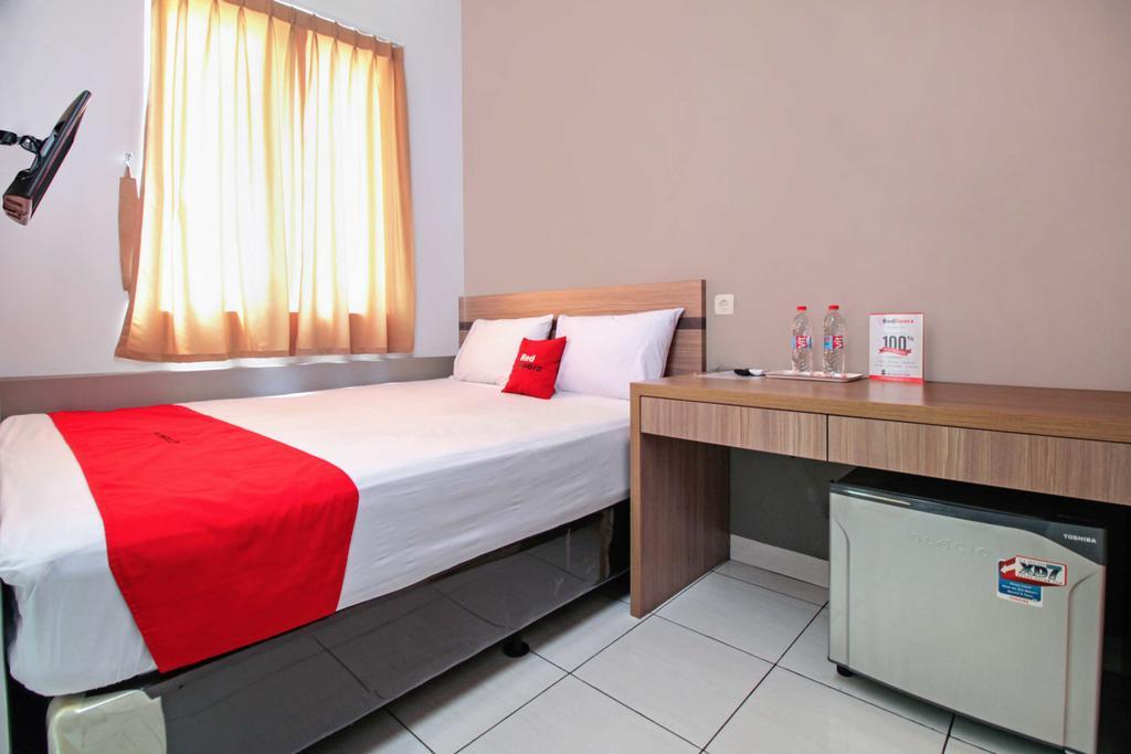 Reddoorz @ Karet Pedurenan 2 จาการ์ตา ภายนอก รูปภาพ